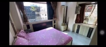 Room in 2 BHK Apartment at Juhu – for Rent