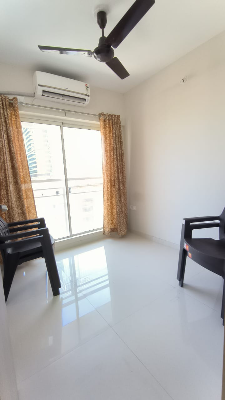2 BHK + Extra Room Apartment For Rent in Sugee Atharva