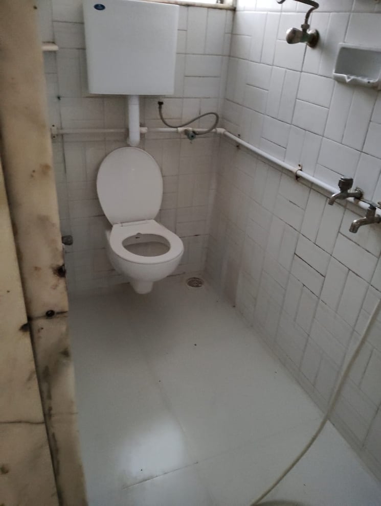 Bathroom, sugee-atharva 2 Bedroom 725 Sq.Ft. Apartment In Prabhadevi Mumbai 8467116