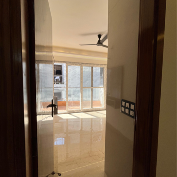 Bathroom in 3 BHK Builder Floor at Sector 23 Dwarka – for Sale