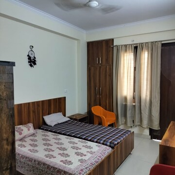 Room in  Pg at Sector 18 – for Rent
