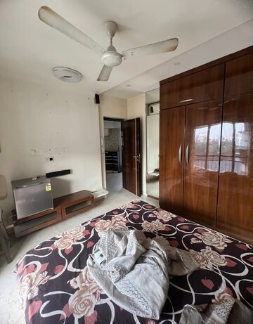 Bedroom in 2 BHK Apartment at Bhoomi Park, Malad West – for Rent