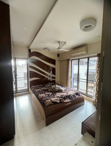 Bedroom in 2 BHK Apartment at Bhoomi Park, Malad West – for Rent