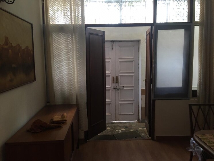 Room, green park extension 3 Bedroom 1800 Sq.Ft. Builder Floor In Green Park Extension Delhi 8803567