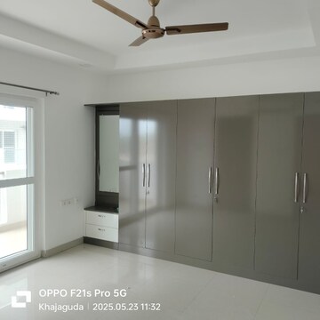 Room in 4 BHK Builder Floor at Kachiguda – for Rent