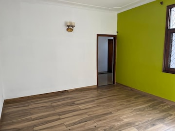 Room in 3 BHK Builder Floor at Anand Niketan – for Rent