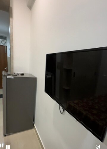 Kitchen in 1 RK Apartment at Unitech Uniworld Gardens, Sector 47 – for Rent