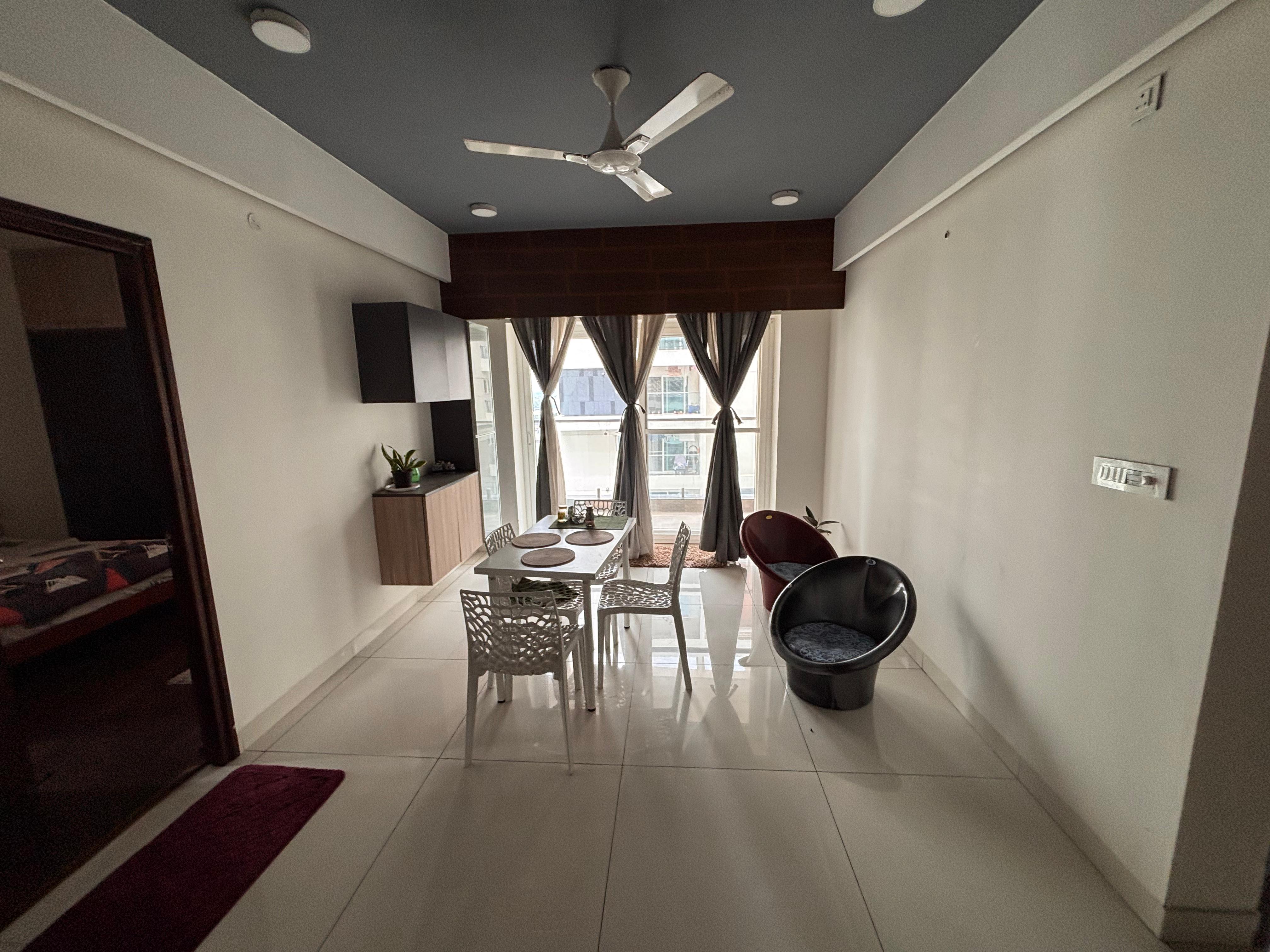 3 BHK + Pooja Room Apartment For Rent in Honer Vivantis