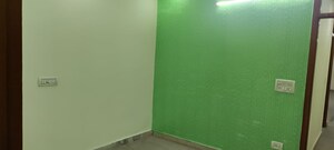 Room in 4 BHK Builder Floor at Laxmi Nagar – for Sale