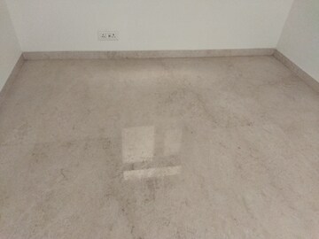Room in 3 BHK Builder Floor at Panchsheel Enclave – for Rent