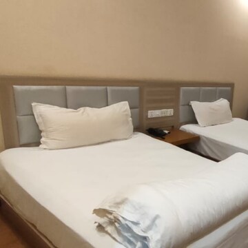 Bedroom in  Pg at Nathupur – for Rent