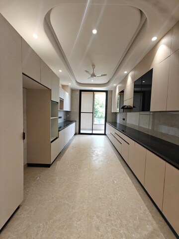 Kitchen in 4 BHK Builder Floor at Maple Heights, Sector 43 – for Rent