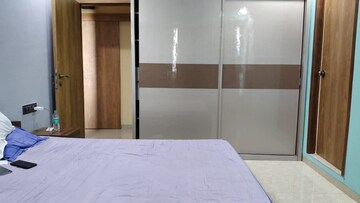 Room in 2 BHK Apartment at Brookhill Tower, Andheri West – for Sale
