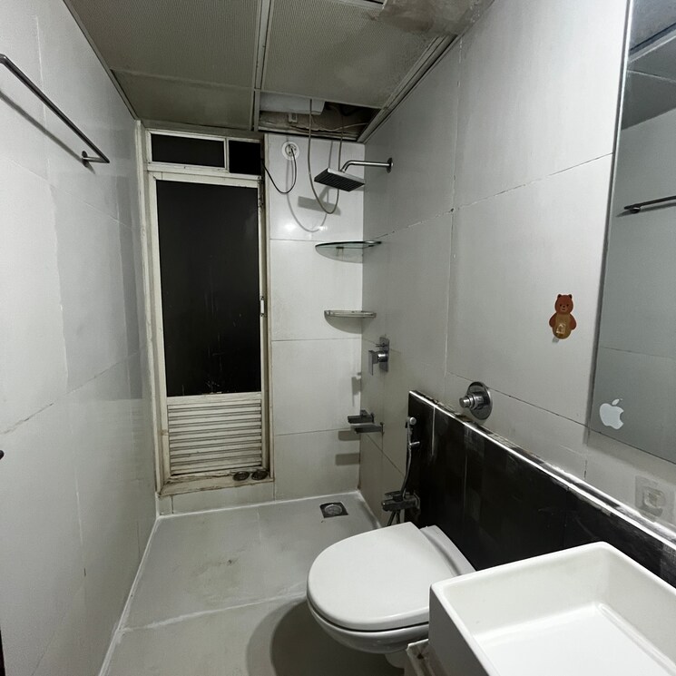Bathroom, dosti-group-imperia 2 Bedroom 734 Sq.Ft. Apartment In Manpada Thane 8603544