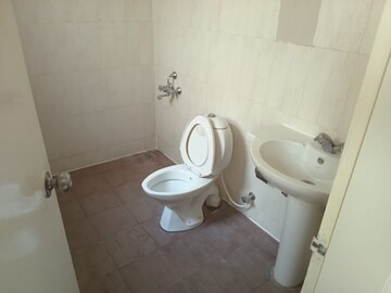 Bathroom in 3.5 BHK Apartment at Prestige Kensington Gardens, Jalahalli – for Rent