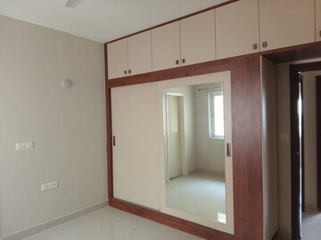 Room in 3.5 BHK Apartment at Prestige Kensington Gardens, Jalahalli – for Rent
