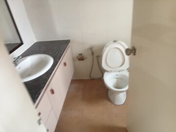 Bathroom in 3.5 BHK Apartment at Prestige Kensington Gardens, Jalahalli – for Rent