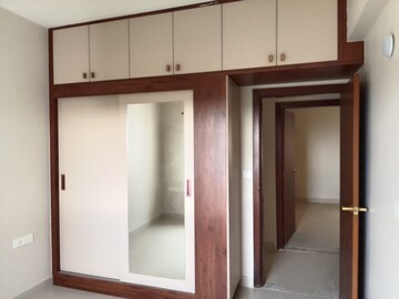 Room in 3.5 BHK Apartment at Prestige Kensington Gardens, Jalahalli – for Rent