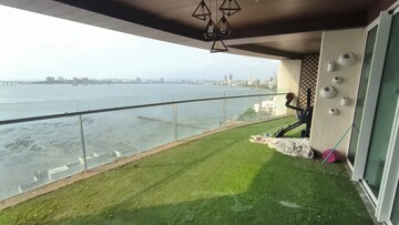 4 BHK Apartment – Garden View at Bayview Terraces, Prabhadevi - for Rent
