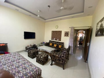 Living Room in 2 BHK Builder Floor at Malviya Nagar – for Rent