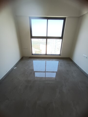 Bedroom in 2 BHK Apartment at Sheth Irene, Malad West – for Rent