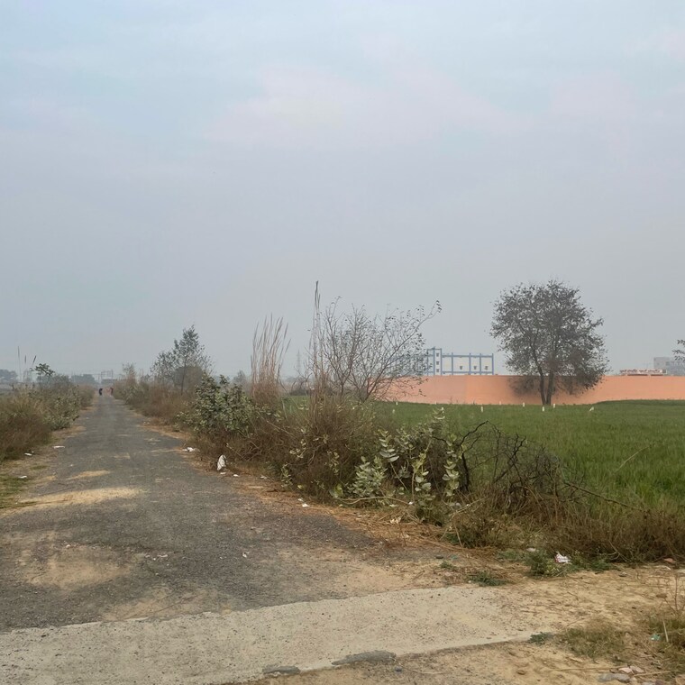 undefined, mu 2 greater noida  120 Sq.Yd. Plot In Mu 2 Greater Noida Greater Noida 8803937