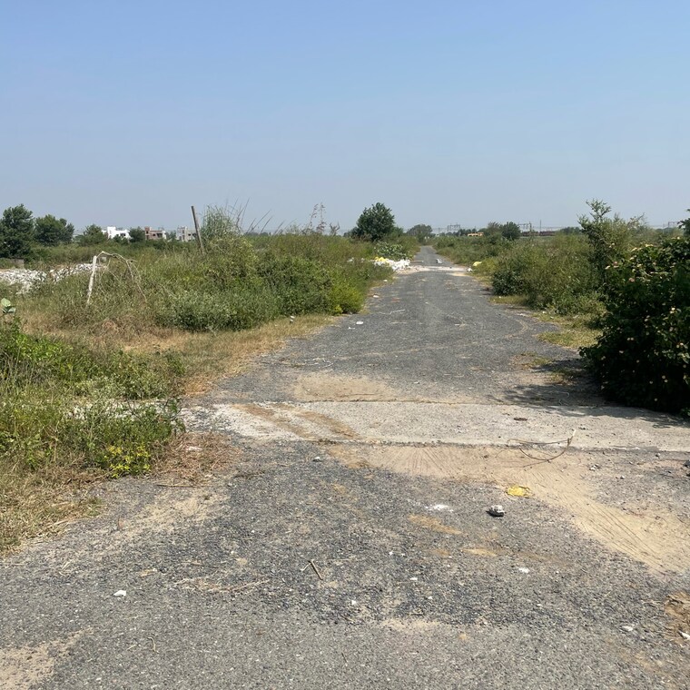 undefined, mu 2 greater noida  120 Sq.Yd. Plot In Mu 2 Greater Noida Greater Noida 8803937