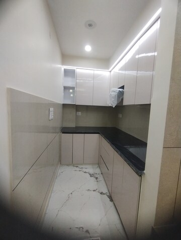 Building Lobby in 2 BHK Builder Floor at Dwarka Mor – for Sale