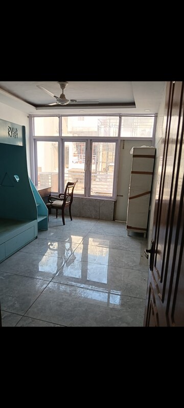 3 BHK Builder Floor For Rent in Alaknanda