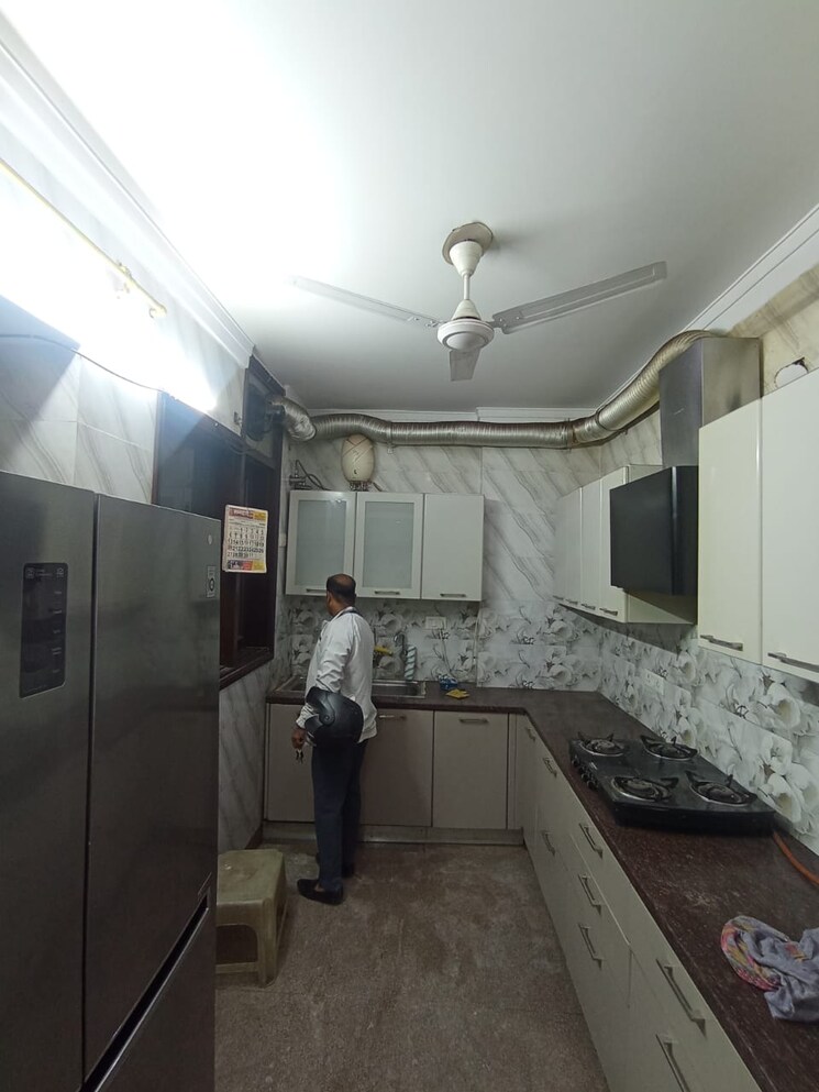 Kitchen, east patel nagar 3 Bedroom 1574 Sq.Ft. Apartment In East Patel Nagar Delhi 8803963