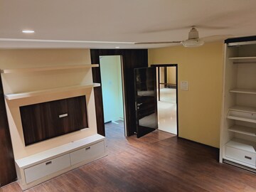 Room in 4 BHK Apartment at Eapl Sri Tirumala Solitaire, Banjara Hills – for Sale