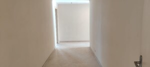 Room in 4 BHK Apartment at DLF The Pinnacle, Dlf Phase V – for Sale