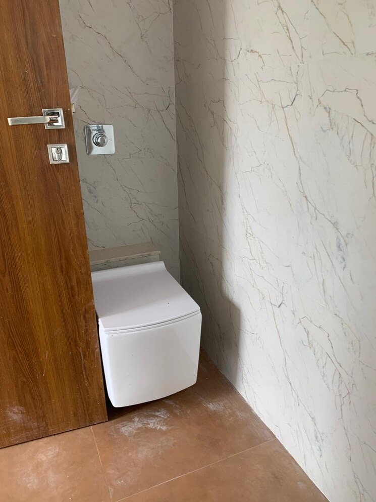 Bathroom, shraddha-elite 2 Bedroom 708 Sq.Ft. Apartment In Borivali West Mumbai 8804004