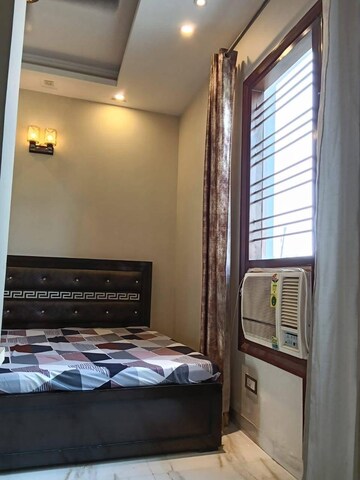 Bedroom in 1 RK Builder Floor at Sector 57 – for Rent