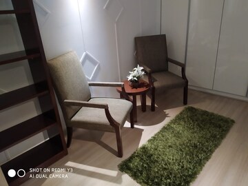 Staircase in 3 BHK Apartment at DLF Park Place, Sector 54 – for Sale