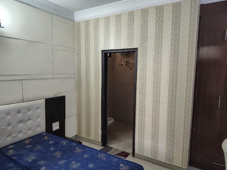 Room, dhakoli 3 Bedroom 1600 Sq.Ft. Apartment In Dhakoli Zirakpur 8804023