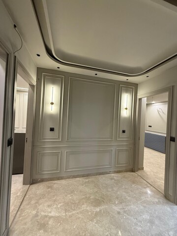 Building Lobby in 1 BHK Builder Floor at Sector 52 – for Rent