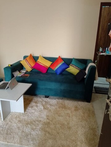 Bedroom in 1 BHK Builder Floor at Sector 54 – for Rent