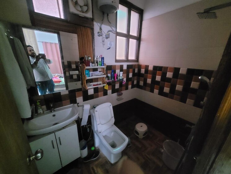 Master Bedroom, unitech-singleton-floors-south-city 3 Bedroom 2100 Sq.Ft. Builder Floor In Sector 50 Gurgaon 8804057