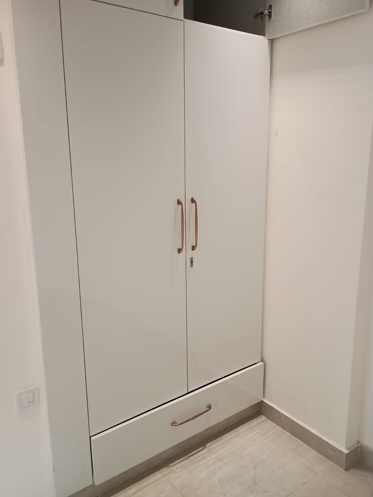 undefined, pratap vihar 3 Bedroom 1200 Sq.Ft. Builder Floor In Pratap Vihar Ghaziabad 8804104