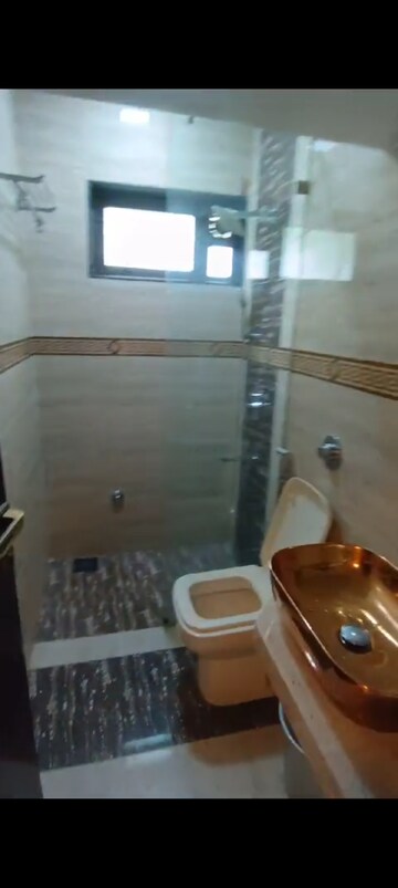 Furnished Amenities in 2 BHK Apartment at Sweet Home CHS Bandra West, Bandra West – for Rent