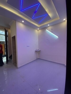 Room in 1 BHK Builder Floor at Mahavir Enclave 1 – for Sale