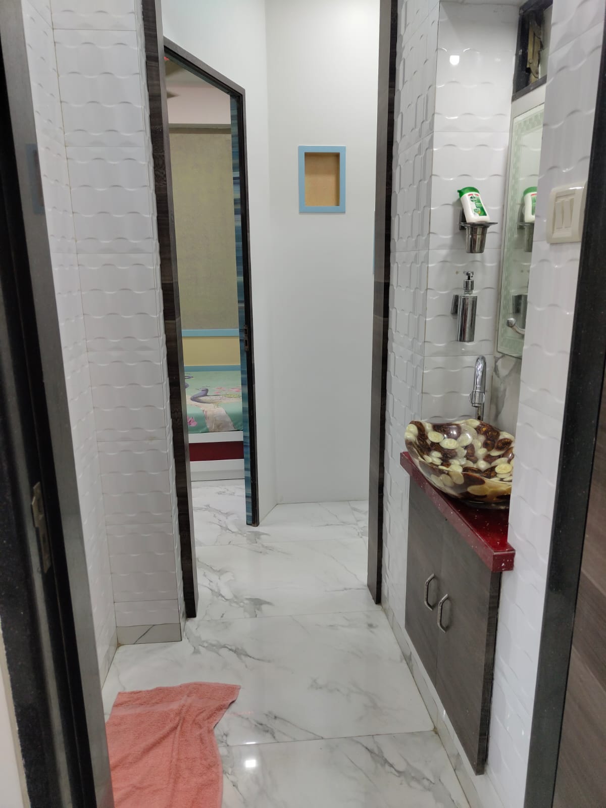 1 BHK 350 Sq.Ft. Apartment in Suyash Apartment Dadar West