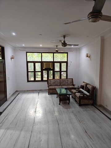 Living Room in 3.5 BHK Villa at Nirvana Country Birch Court, Sector 50 – for Rent