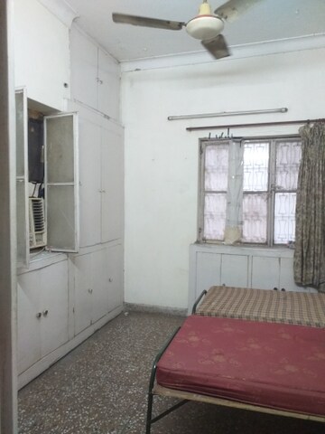Room in 2 BHK Builder Floor at Old Rajinder Nagar – for Rent