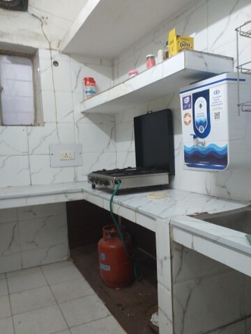 Kitchen in 2 BHK Builder Floor at Old Rajinder Nagar – for Rent