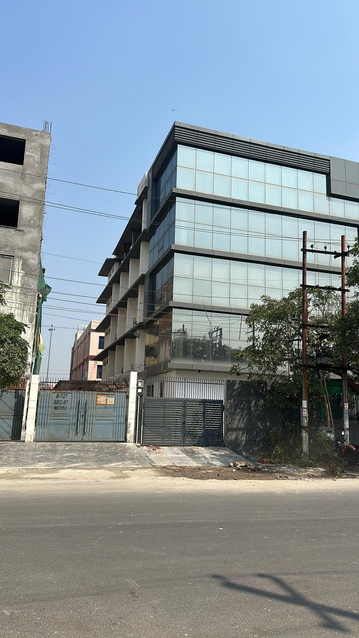 Office Space For Rent in Sector 63