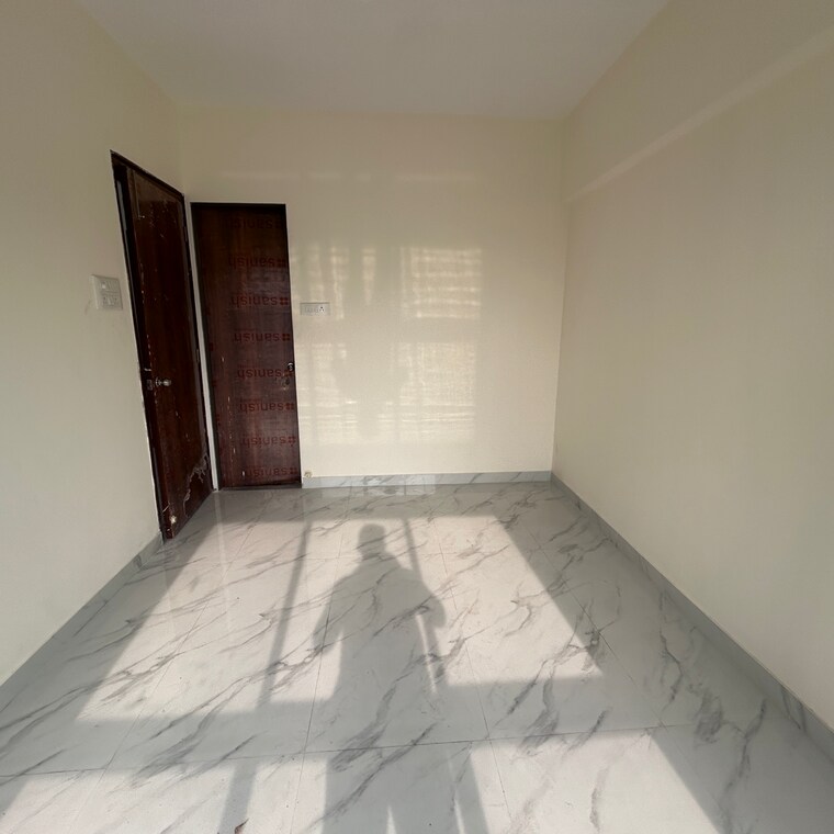 Room, borivali east 1 Bedroom 370 Sq.Ft. Apartment In Borivali East Mumbai 8804185