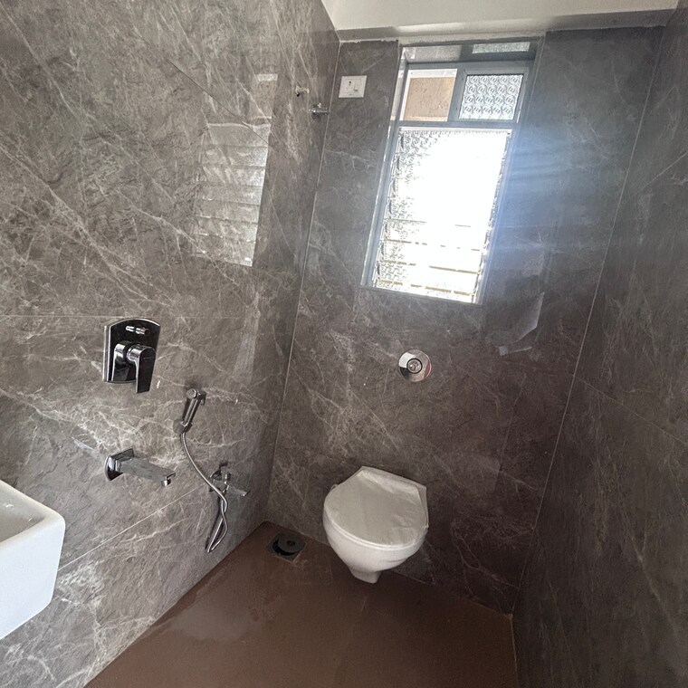 Bathroom, borivali east 1 Bedroom 370 Sq.Ft. Apartment In Borivali East Mumbai 8804185