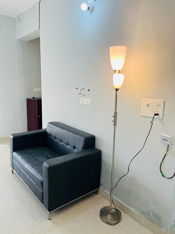 Furnished Amenities in 2 BHK Builder Floor at South City 1 – for Rent